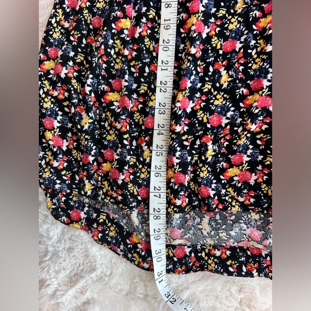 Free People Wildflower Fields Henley Top Size Small - Picture 8 of 9